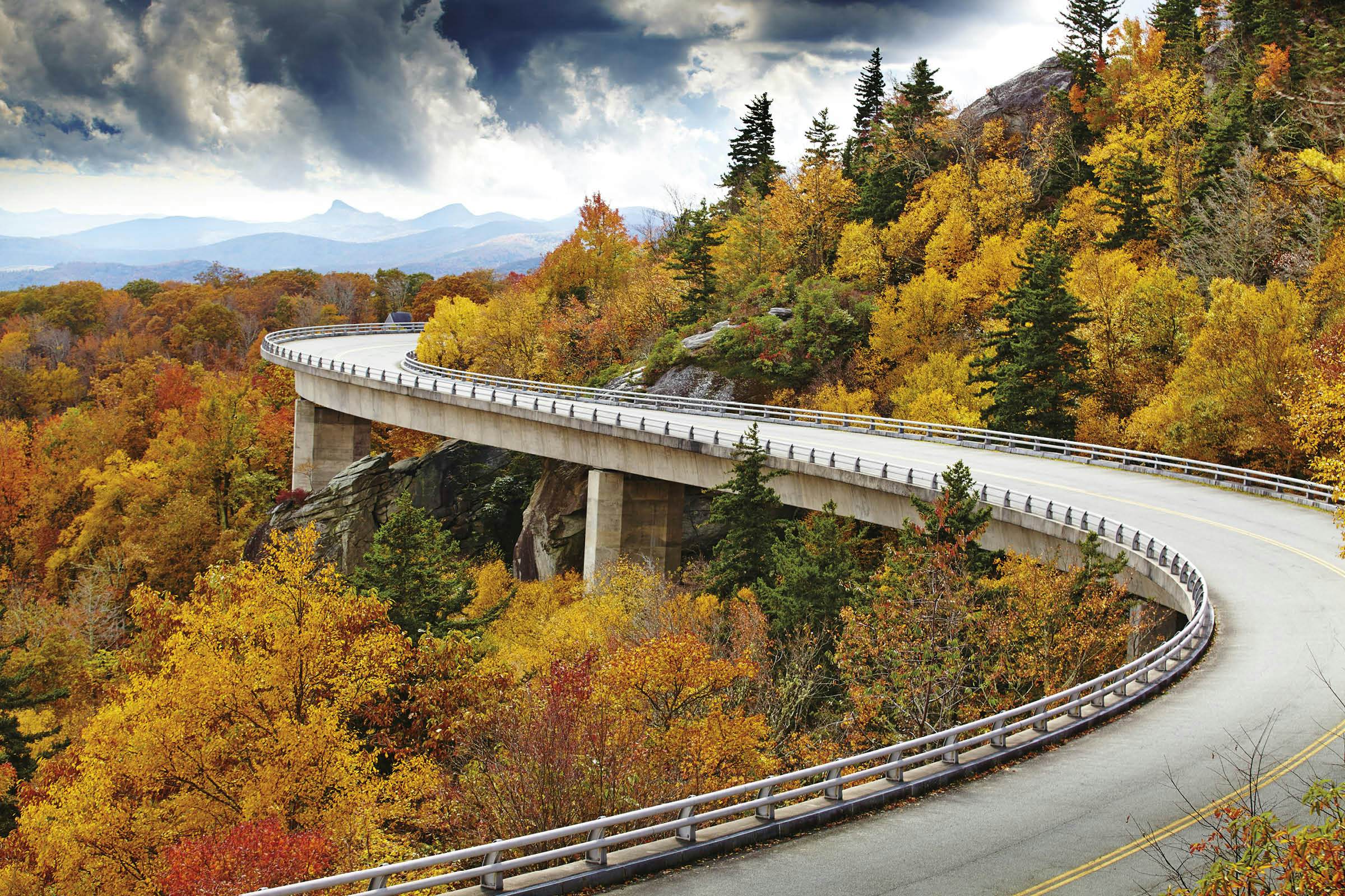 A fall road trip through the Blue Ridge Mountains of the USA Lonely